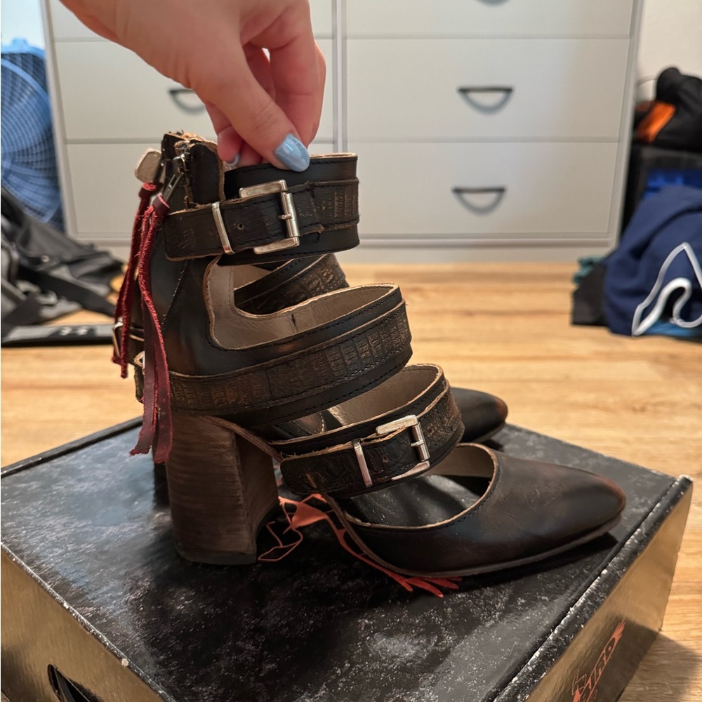 Freebird Leather Heeled Sandals